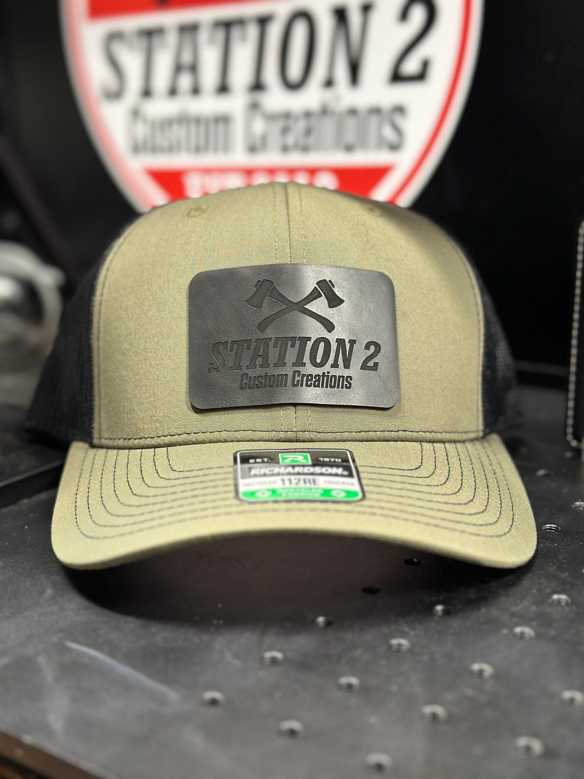Loden Richardson 112 with engraved Station 2 black leatherette patch